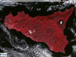 Isla de Sicilia. Imagen de 188 metros de resolución, tomada con el sensor WiFS del satélite IRS